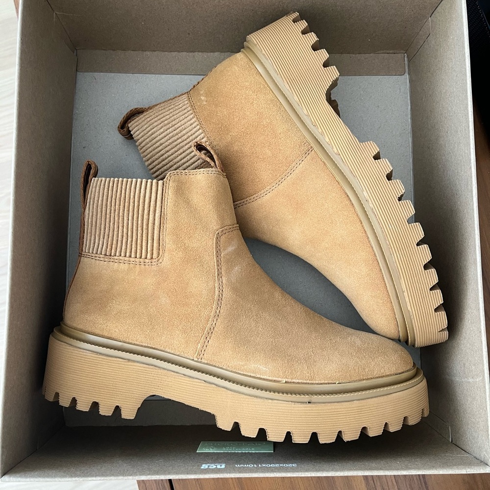 Madewell Tan Ankle Boots brand new